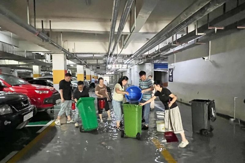 臨空公司開展暴雨天氣隱患排查與應急防汛處置